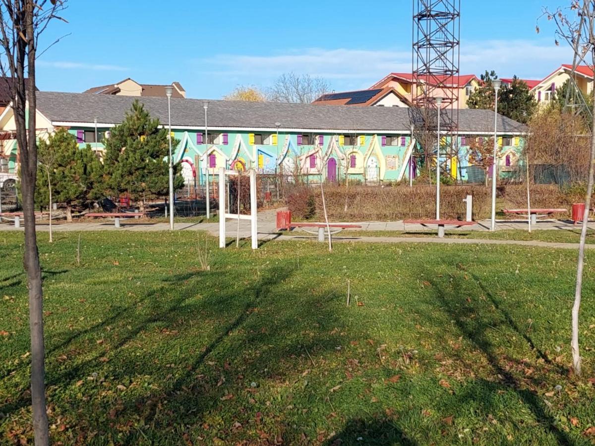 Pipera Park Studios Voluntari Exteriör bild